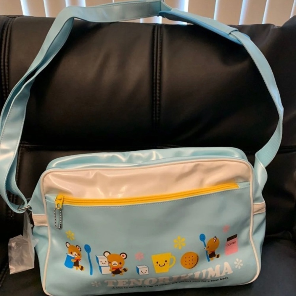 SOLD ❤️Sanrio Tenorikuma hello kitty - Picture 1 of 6